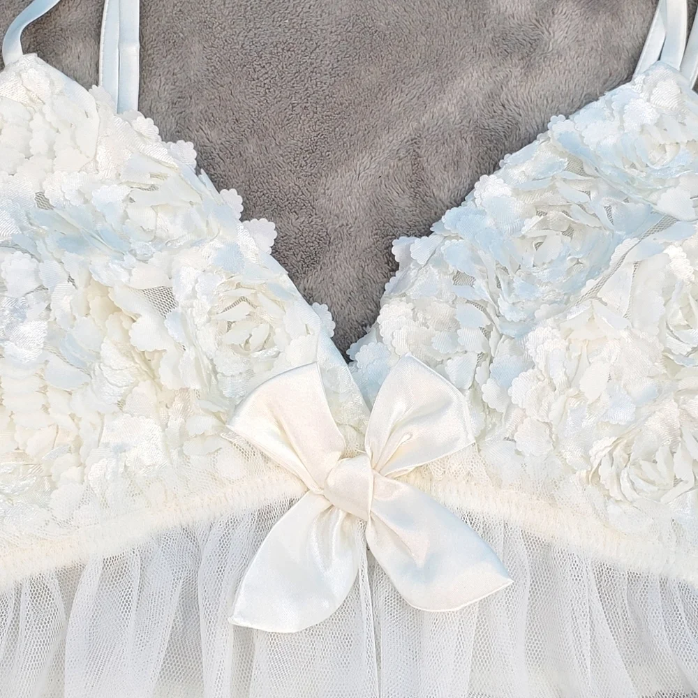 Flora Nikrooz white babydoll nightie *one piece only* NWT - Picture 2 of 15